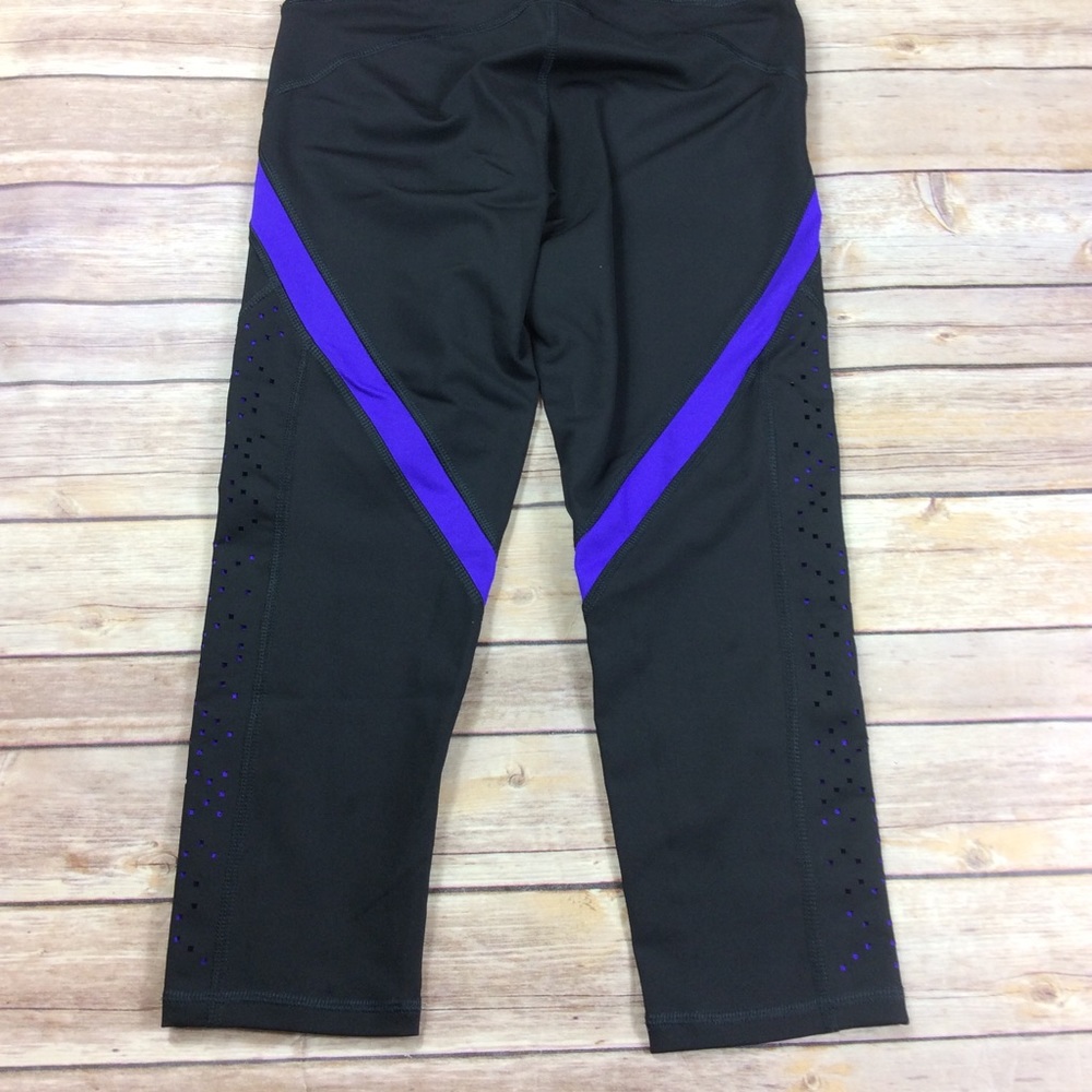 C9 By champion XS Black Blue Capri Crop Leggings - Picture 7 of 8